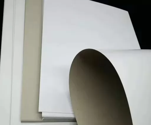Carton duplex à dos gris