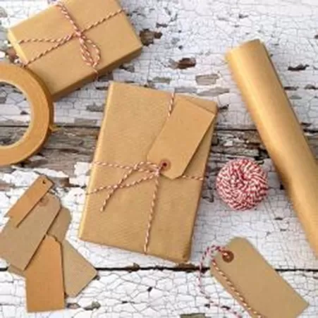 Emballage papier pour cadeaux et fleurs